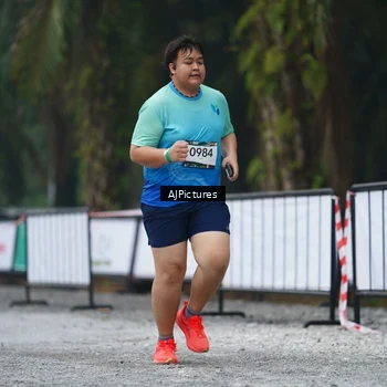 Runner Photo 8999451