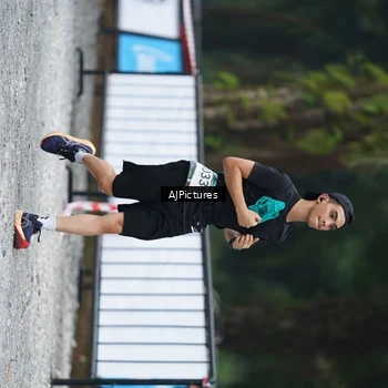 Runner Photo 8999478