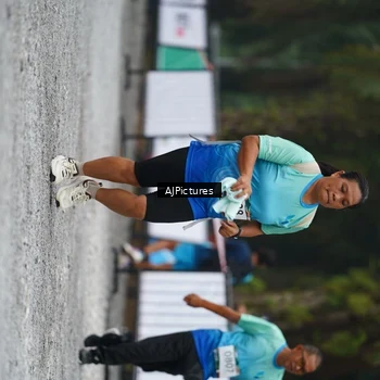 Runner Photo 8999512