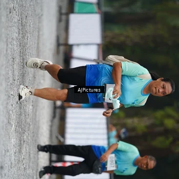 Runner Photo 8999513