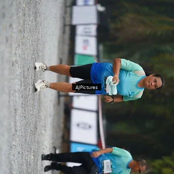 Runner Photo 8999518