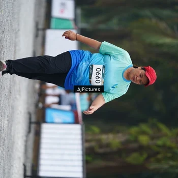 Runner Photo 8999523