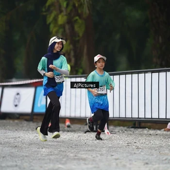 Runner Photo 8999531