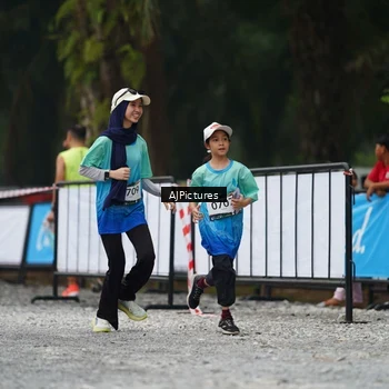 Runner Photo 8999534