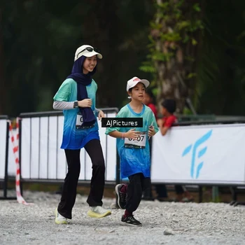 Runner Photo 8999536
