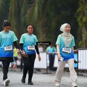 Runner Photo 8999553