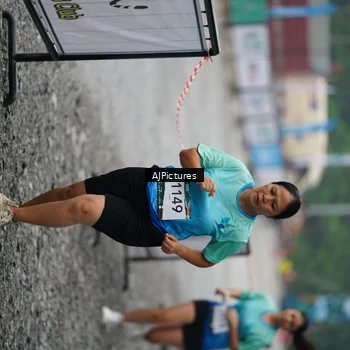 Runner Photo 8999619