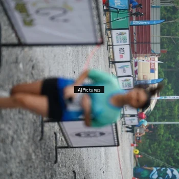 Runner Photo 8999622