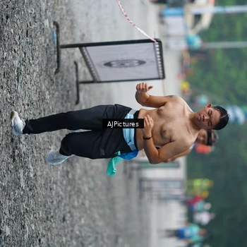 Runner Photo 8999635