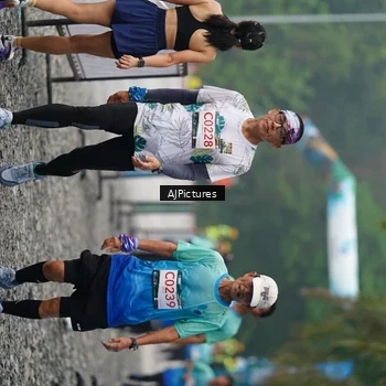 Runner Photo 8999643
