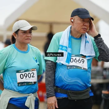 Runner Photo 8999717