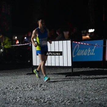 Runner Photo 9000209