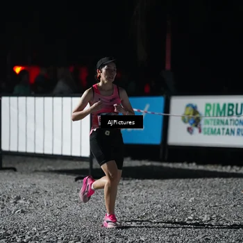 Runner Photo 9000253