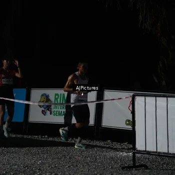 Runner Photo 9000471