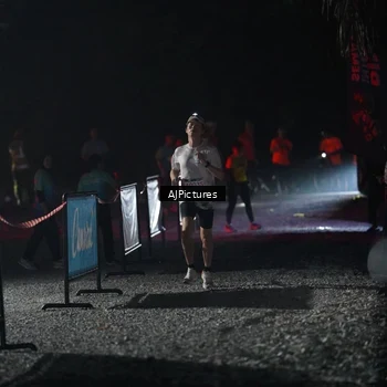 Runner Photo 9000533