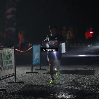 Runner Photo 9000593