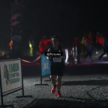 Runner Photo 9000654