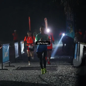 Runner Photo 9000665
