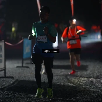 Runner Photo 9000696
