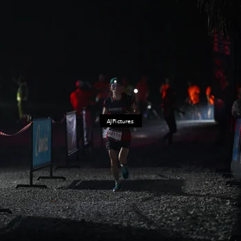Runner Photo 9000702