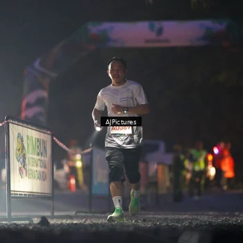 Runner Photo 9000796