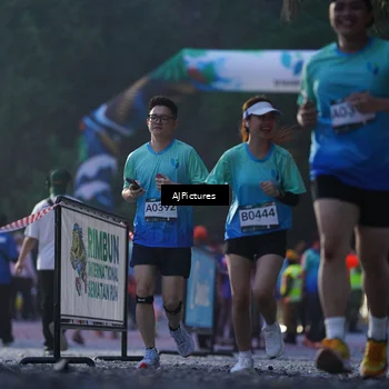 Runner Photo 9000903