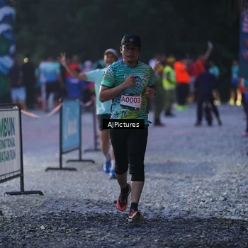 Runner Photo 9001153