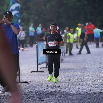 Runner Photo 9001214