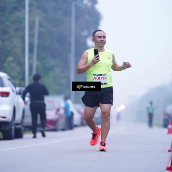 Runner Photo 9001226