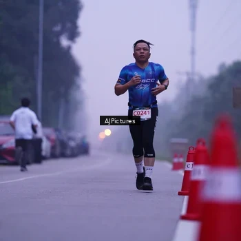 Runner Photo 9001241