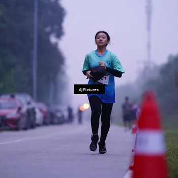 Runner Photo 9001278
