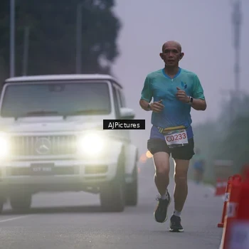 Runner Photo 9001337