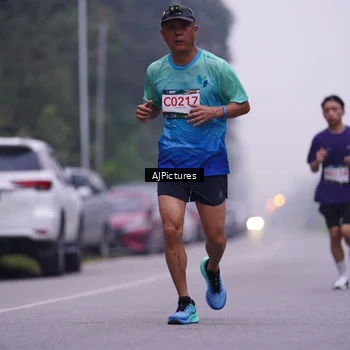 Runner Photo 9001379