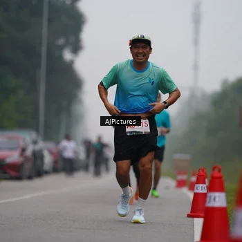 Runner Photo 9001431