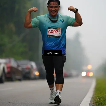 Runner Photo 9001912