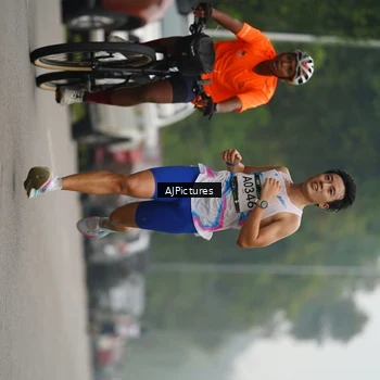 Runner Photo 9002079