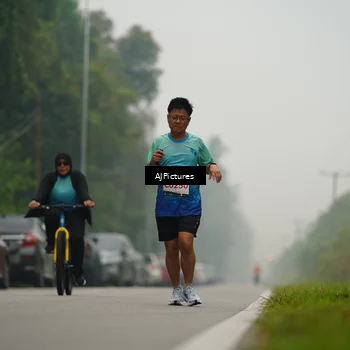 Runner Photo 9002176