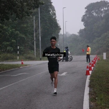 Runner Photo 9002556