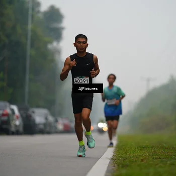 Runner Photo 9002601