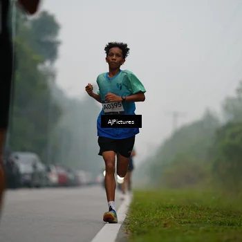Runner Photo 9002604
