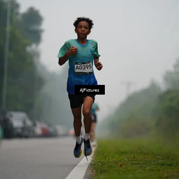 Runner Photo 9002605