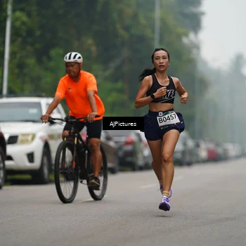 Runner Photo 9002612