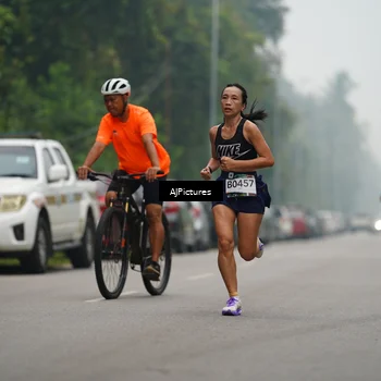 Runner Photo 9002615