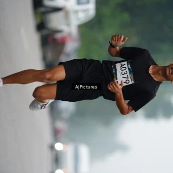 Runner Photo 9002630
