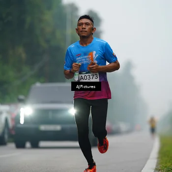 Runner Photo 9002635