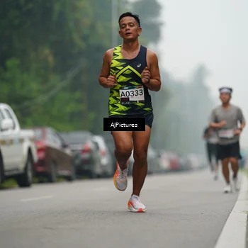 Runner Photo 9002648