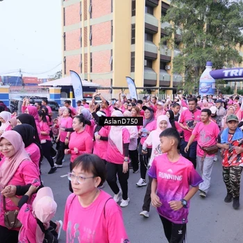 Runner Photo 9004795