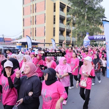 Runner Photo 9004799