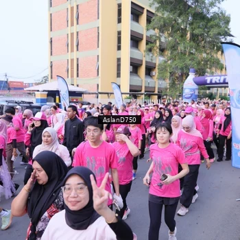 Runner Photo 9004802