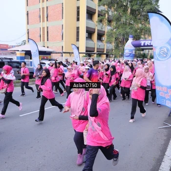 Runner Photo 9004805